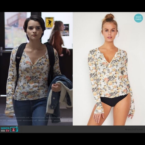 Urban Outfitters out from under scarlet Henley top - Picture 3 of 6